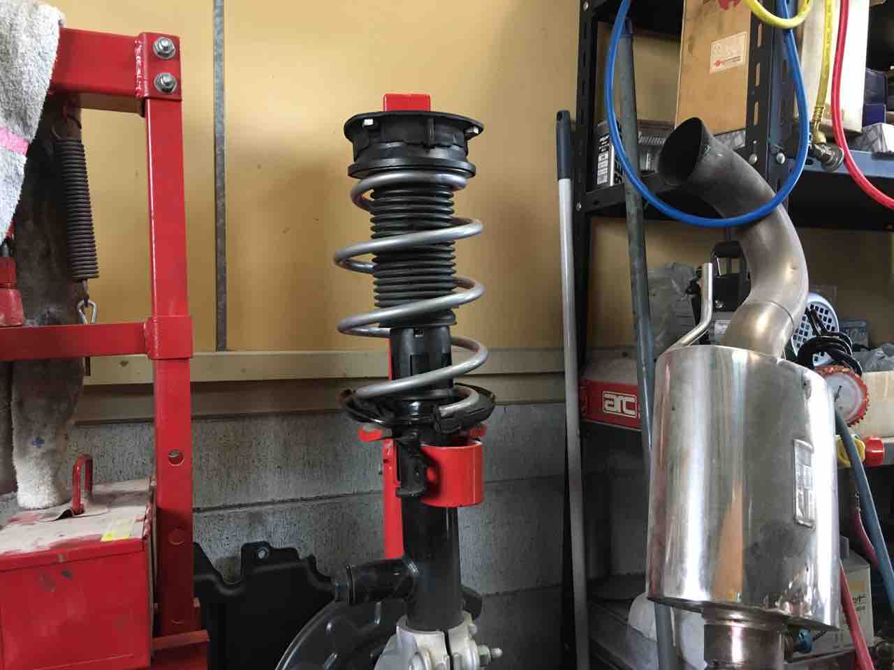 COX スプリング ゴルフ7ハイライン用 純正ショックアブソーバーとセット