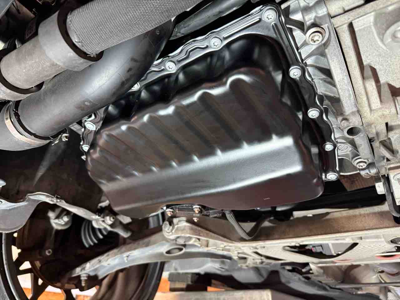 VW パサート ミッション オイルパン 01V321359B 2026年最新パサート