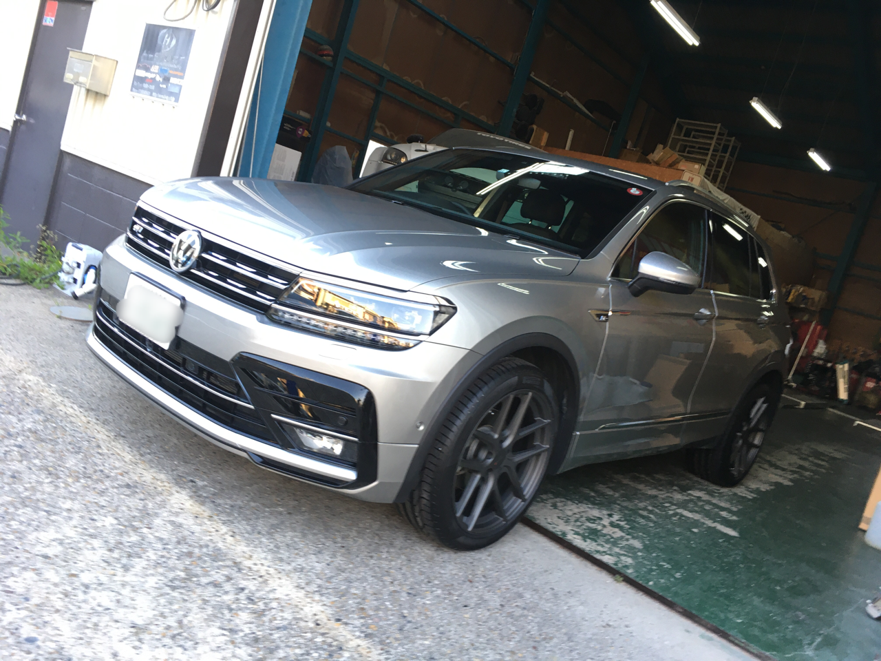 vw ティグアン 純正ホイール空気圧センサー付スタッドレスタイヤ vw ティグアン 純正ホイール空気圧センサー付スタッドレスタイヤ