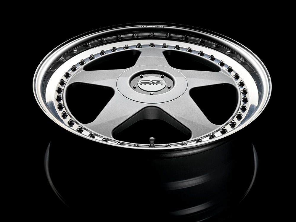 OZ Racing FUTURA ・ フッツーラ ・ フツーラ 18インチ、17インチ、16