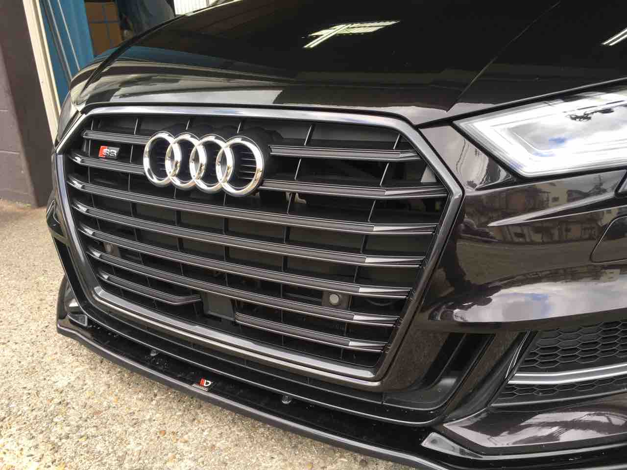 アウディS3 USフロントグリル取付 : H-SPORT BLOG