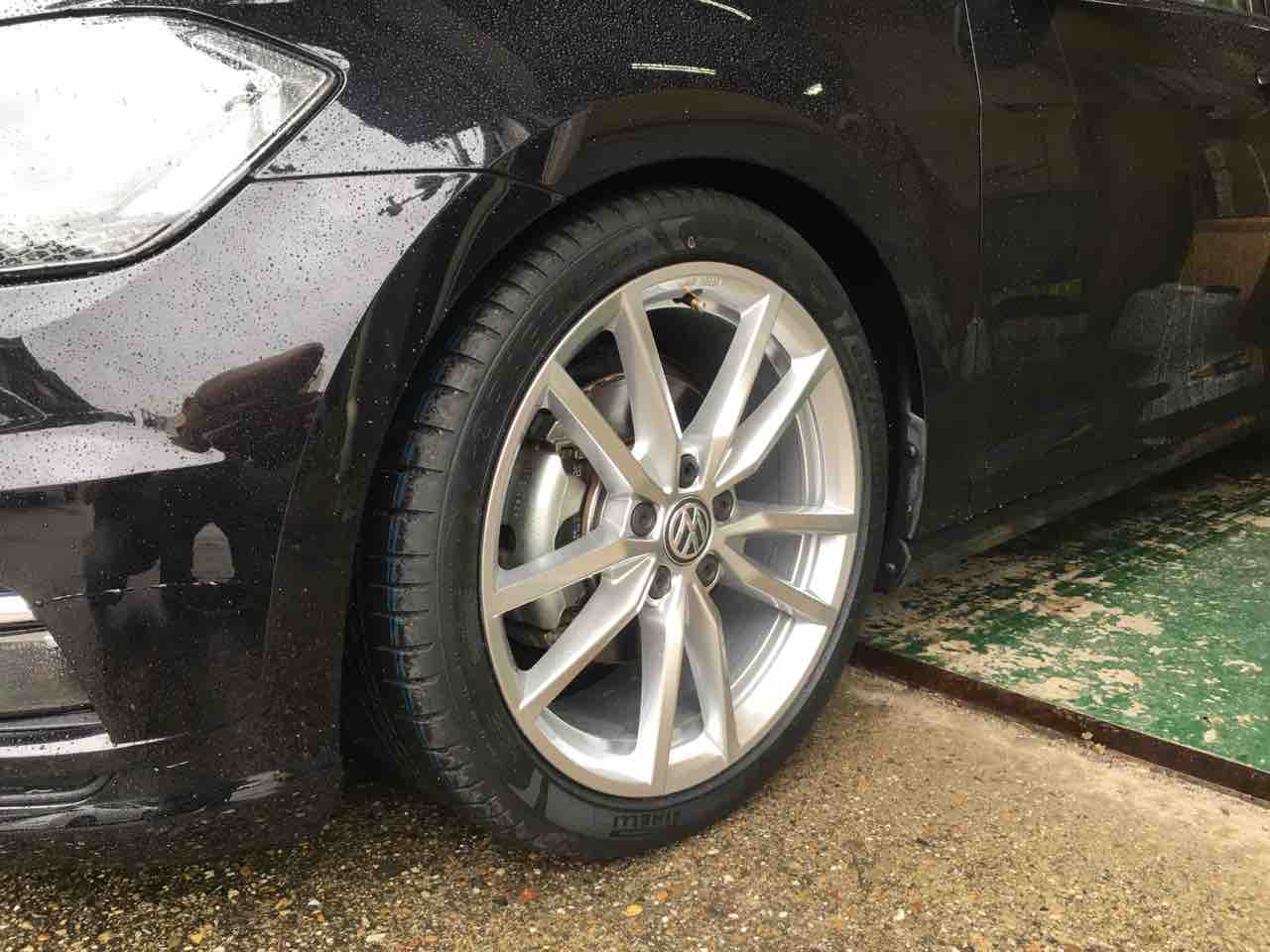 VWゴルフ7．5 アイバッハスプリング＆タイヤホイールセット