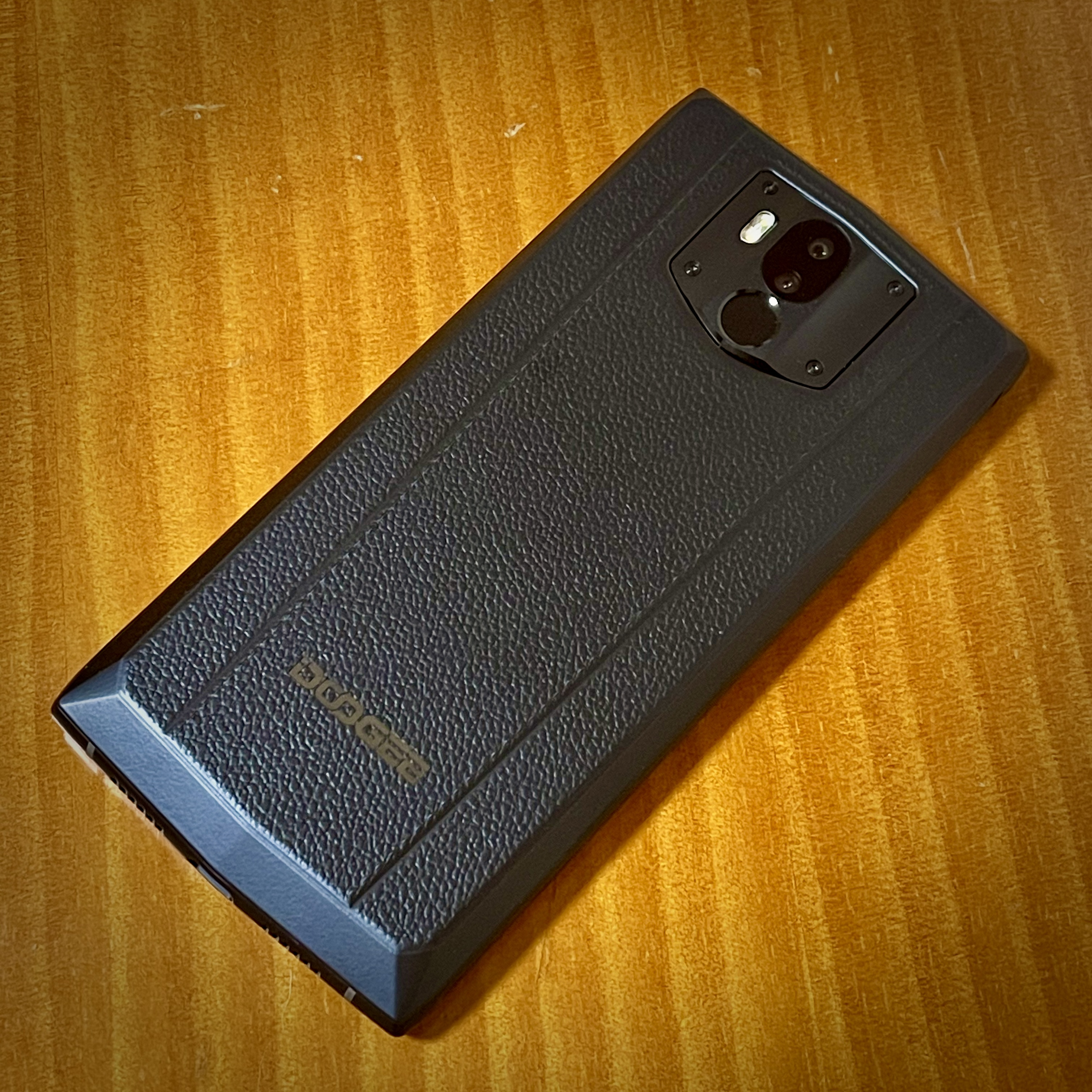 スマホ付きモバイルバッテリー Doogee N100 レビュー 物欲ぶろぐ