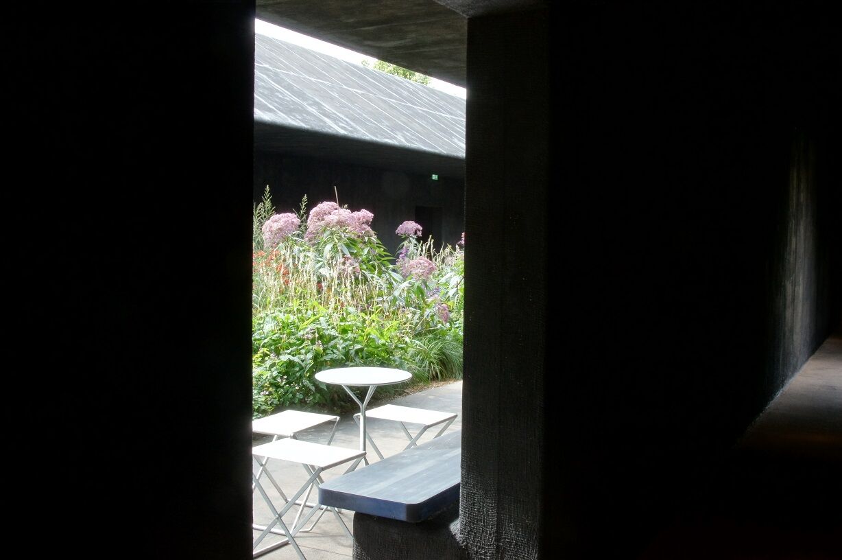 サーペンタイン ギャラリー パビリオン Peter Zumthor Piet Oudolf その２ ようこそ 私の午後時間