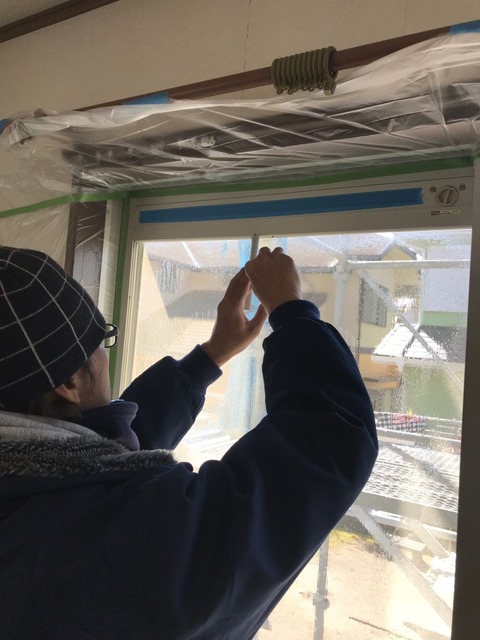 平野様邸フィルム張り。_190412_0004