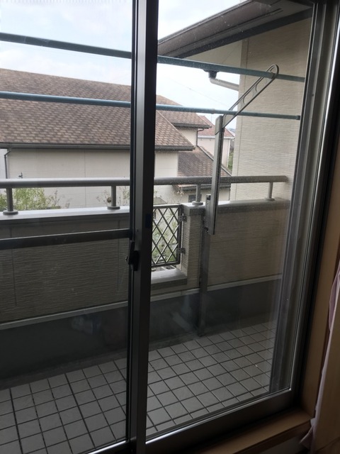 47藤谷様邸フィルム張り_180411_0001