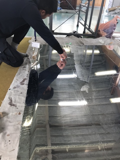 327 四郷高校フィルム貼り_180411_0003