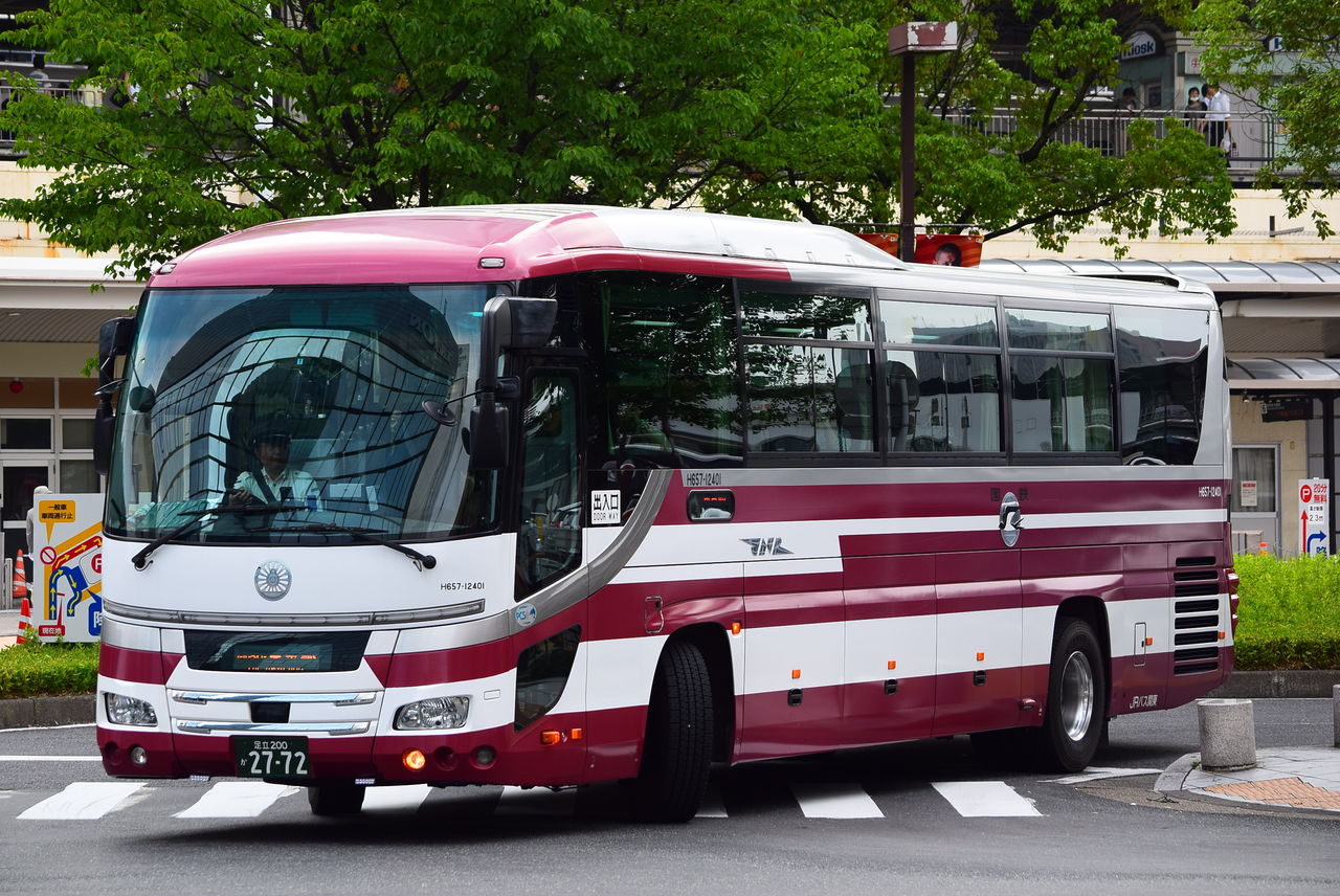 JRバス関東 日野セレガ 名神高速道路開業記念 試作塗装車「赤いつばめ