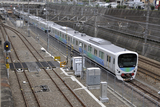 38105F_001