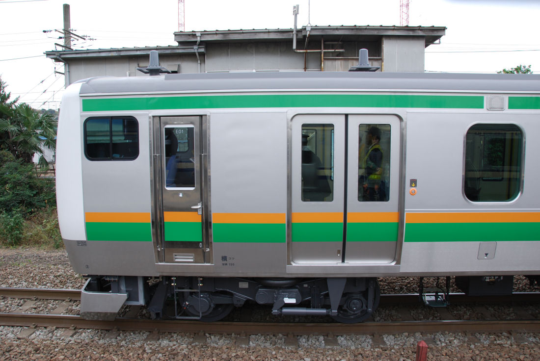 コツe01 E233系東海道線仕様試運転 コツe51 クロフネ航海手帳