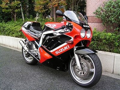 80年代後期のss スズキgsx R750j Ktm Tokyo Eastスタッフブログ 80年代後期のss スズキgsx R750j Ktm Tokyo Eastスタッフブログ