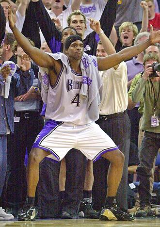 クリス・ウェバー : 日常生活の冒険 ～ 見る前に跳べ！