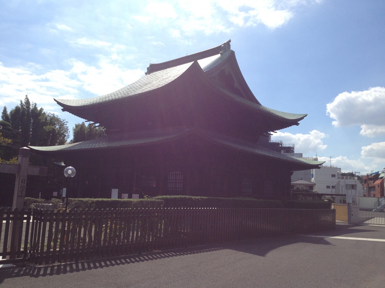 歴史オタクの郷土史グルメ旅♪♪　　　　　　久良岐のよし
	  杉田の元大寺院の東漸寺(とうぜんじ)と、鎌倉時代に御寺を開いた名越北条家と戦国時代に御寺を支援した間宮家。
	コメント                久良岐のよし