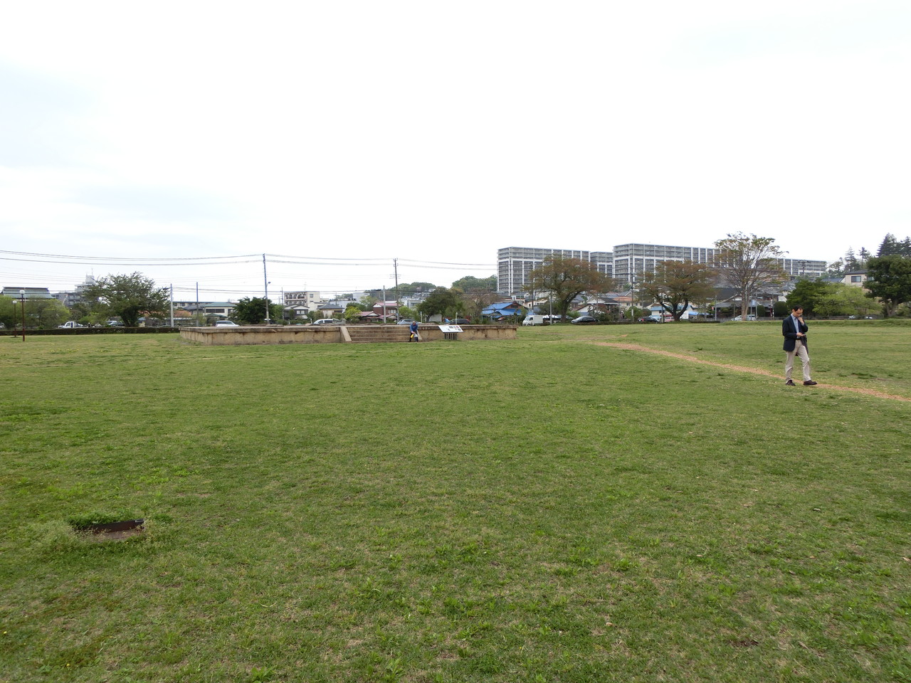 第2部 海老名後編 休日雑記17年04月22日の訪問先 海老名 有鹿神社 総持院 国分寺跡 海老名市温故館 中村屋 綾瀬 有馬の春楡 神崎遺跡 藤沢 飯田牧場 花應院 歴史オタクの郷土史グルメ旅 久良岐のよし