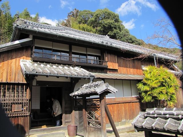 ぶらり 国木田独歩館 暗い深海から青い天空まで ぶらり 国木田独歩館 暗い深海から青い天空まで