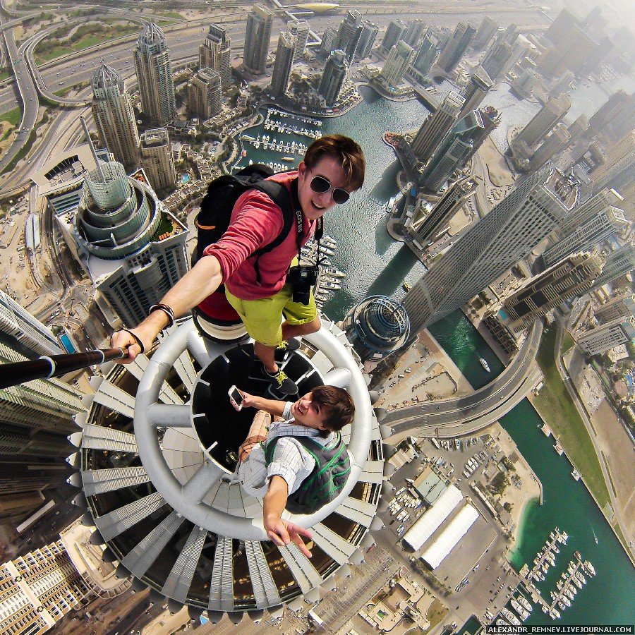 画像 見ているだけで体が縮こまる 高所でのイタズラ写真15選 バイラルア 画像 見ているだけで体が縮こまる 高所でのイタズラ写真15選 バイラルア