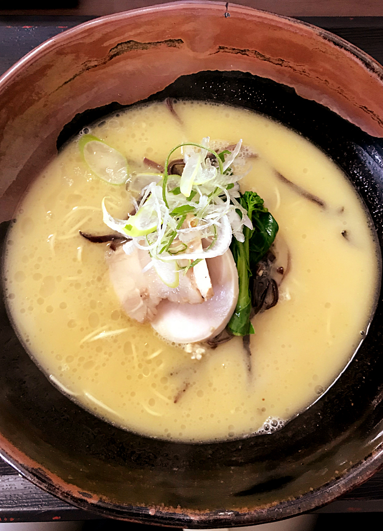 鶏そば なんきち　三原市で今一番「新しい系」のラーメン屋さん！うまい！（広島県三原市宗郷）