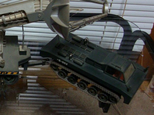 ファルシオン 東宝特撮自衛隊超兵器ツインメーサーセット 1/150 ファルシオン「東宝特撮自衛隊超兵器ツインメーサーセット（1