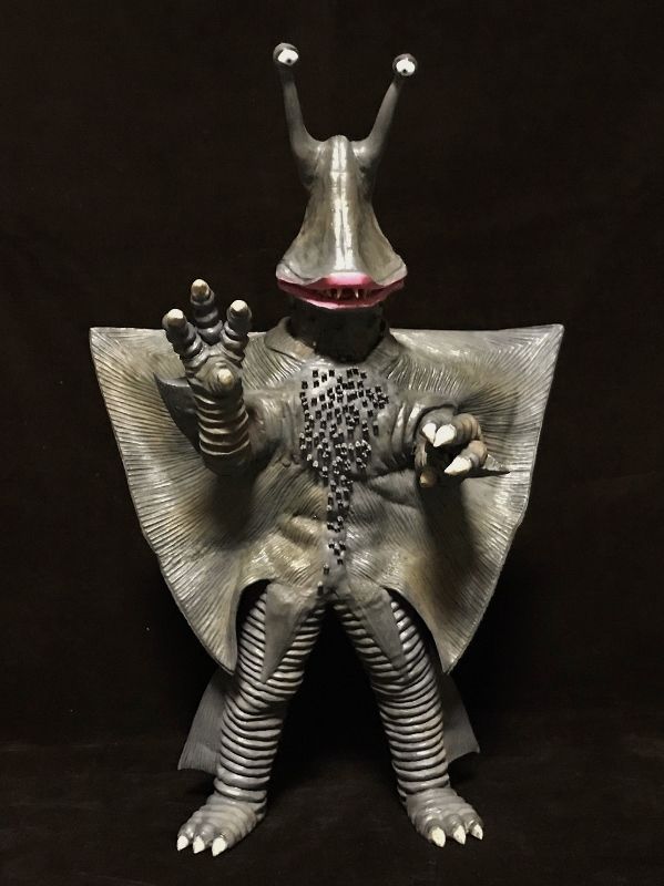 第25話「零下140度の対決」凍結怪獣ガンダー : フクロムシ怪獣なんでも