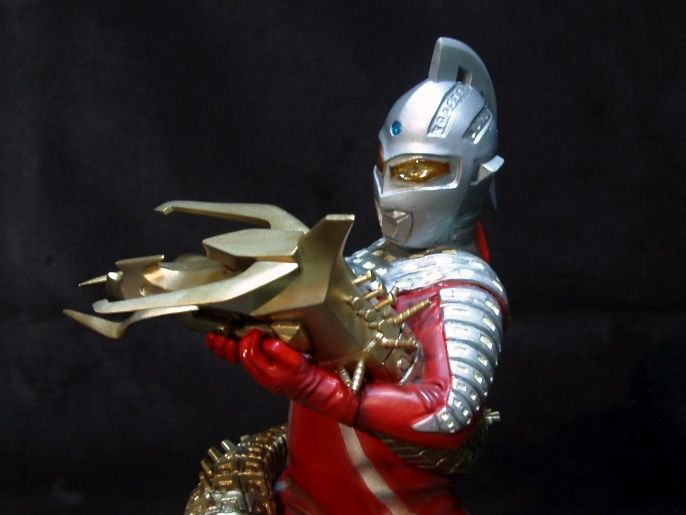 第11話「魔の山へ飛べ」ウルトラセブン 対 宇宙竜ナース