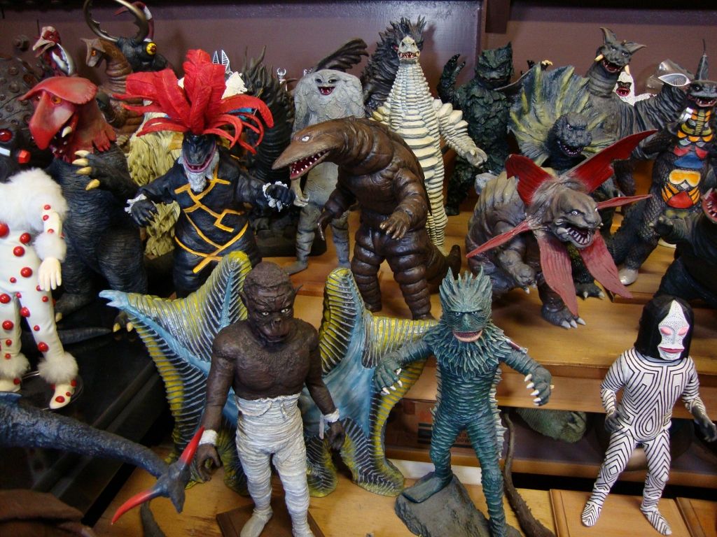 地上破壊工作 フクロムシ コブクロムシ怪獣なんでも研究所