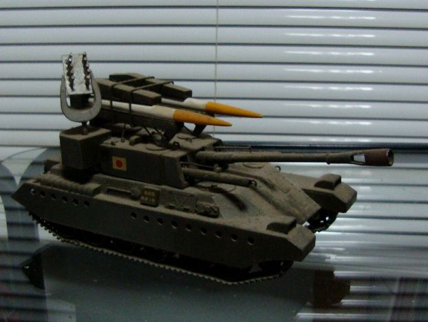 東宝自衛隊兵器大集合 その４ 多用途戦車 戦闘指揮車 フクロムシ コブクロムシ怪獣なんでも研究所