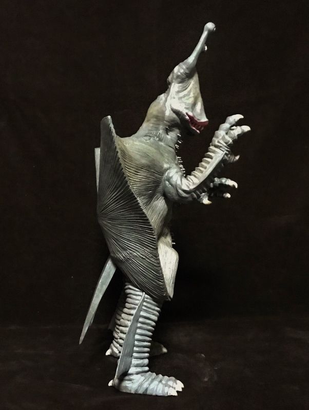 第25話「零下140度の対決」凍結怪獣ガンダー : フクロムシ