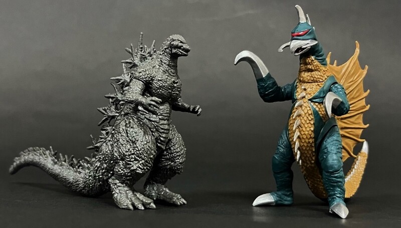 ガイガン1972 リペイント品 HG東宝怪獣 ガシャポン バンダイ