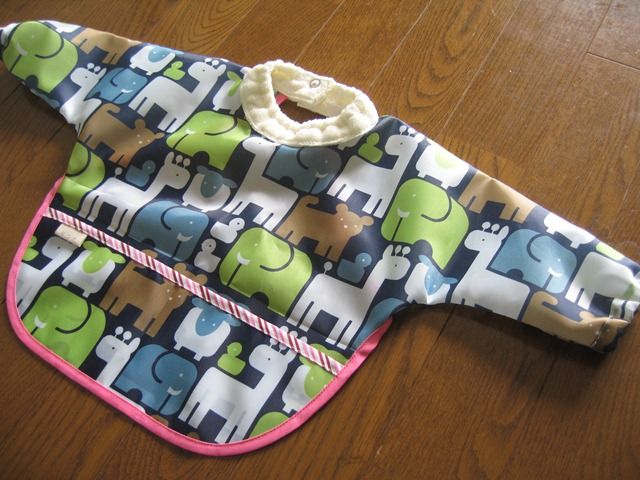 ダイソーのはぎれ布で袖なし 袖付きお食事エプロン Haruna S Diary