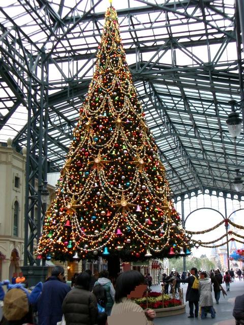 ディズニーランド クリスマスツリー ディズニーの楽しい情報ブログ ディズニーランド クリスマスツリー ディズニーの楽しい情報ブログ