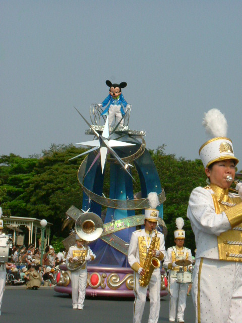 ディズニー・ドリームス・オン・パレード“ムービー・オン