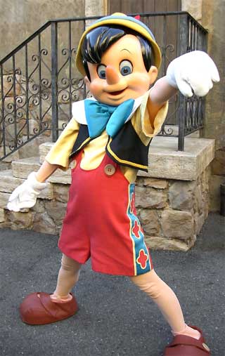 ディズニー ピノキオ ポーズ ディズニーの楽しい情報ブログ