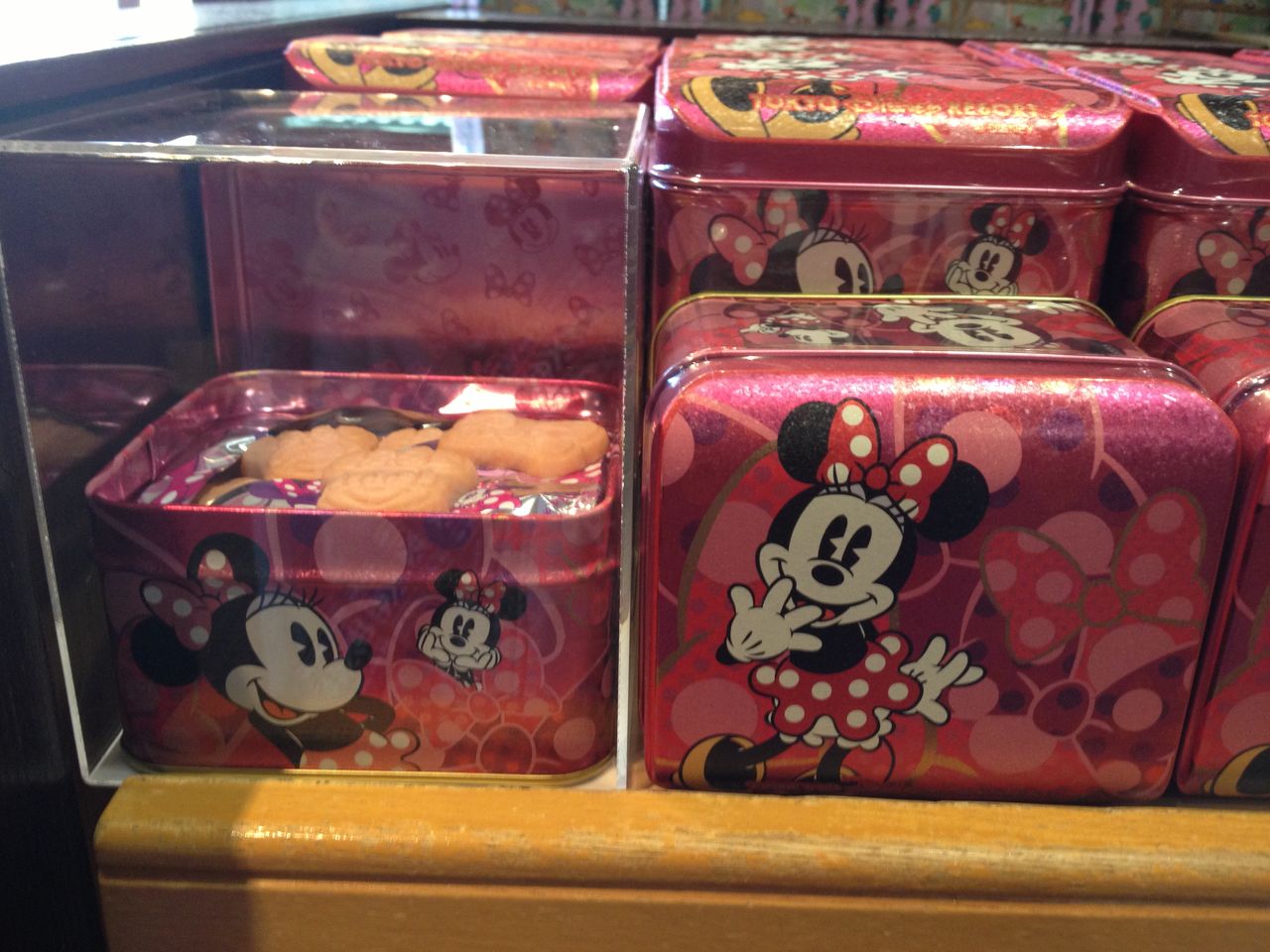 ディズニーランド ストロベリークッキー おかし 値段 ディズニーランド お菓子大王