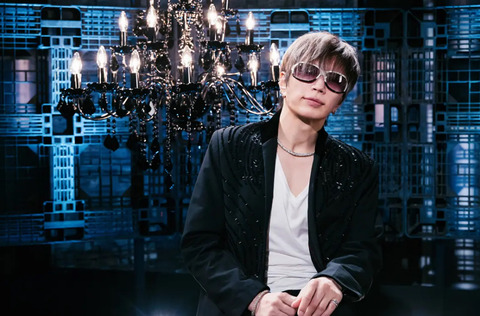 【悲報】GACKTさん、ボロボロのポケモンカードを80万円で買ってしまう