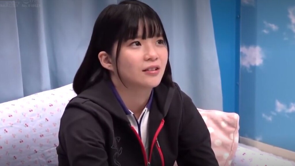 1sdmm00056 マジックミラー号「童貞くんのオナニーのお手伝いしてくれませんか…」スポーツに本気で打ち込む体育大学の女子生徒が 童貞くんを赤面筆おろし！