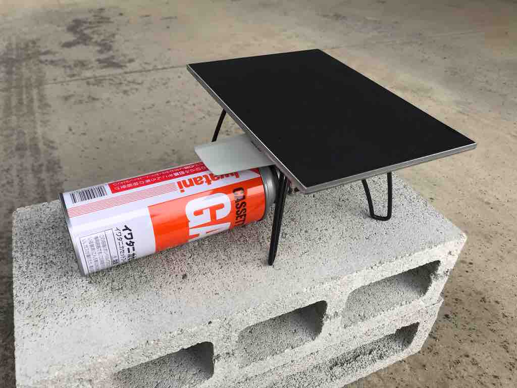 キャンプ用品 ただの鉄板に焼きを入れる やまさんのブログ