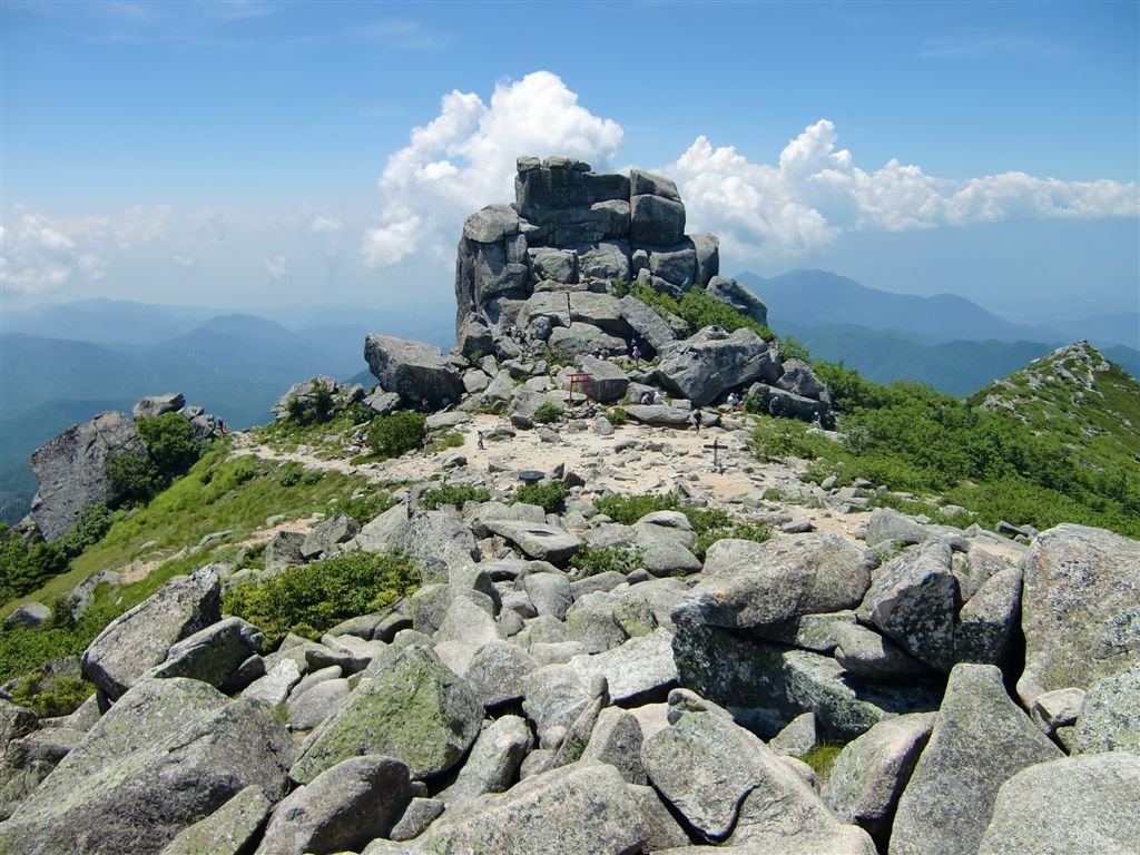 百名山 山梨 長野 金峰山の登山ハイキング情報 百名山の登山 ハイキング 初心者でも安心 百名山 山梨 長野 金峰山の登山ハイキング情報 百名山の登山 ハイキング 初心者でも安心