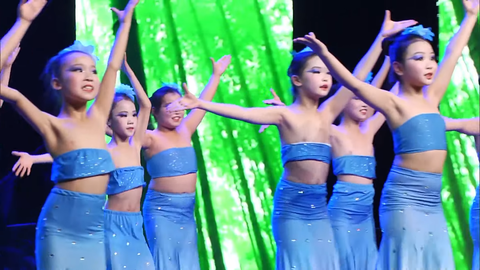 水之灵 : 舞蹈走光