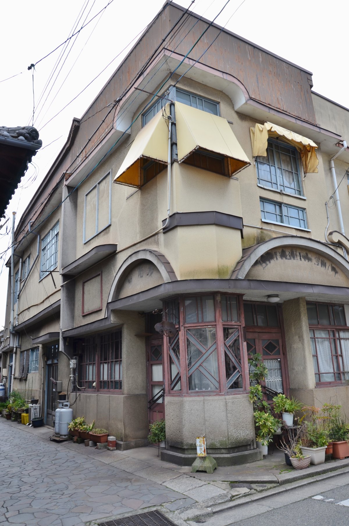 広島県福山市鞆の浦（続き） 近代建築、レトロ建築その2 : 町並み散策