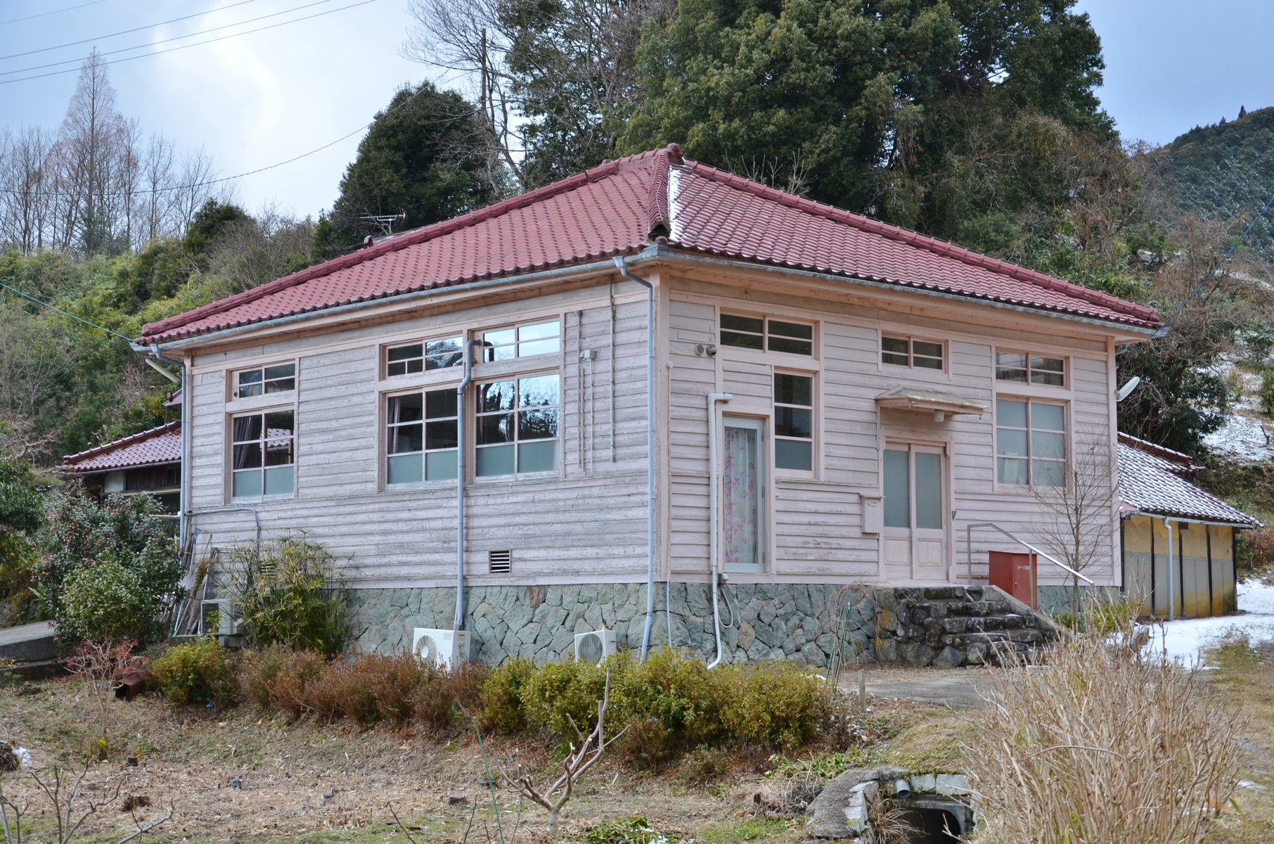 岡山県備前市 八塔寺ふるさと村 続き 旧三国郵便局 町並み散策と近代建築 岡山県備前市 八塔寺ふるさと村 続き 旧三国郵便局 町並み散策と近代建築