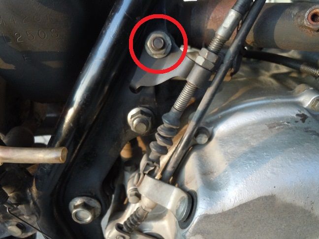 XL250S エキパイ　カスタムなどに XL250S” エキゾーストパイプを外して(´Д｀;) : ヒョウタンツギの