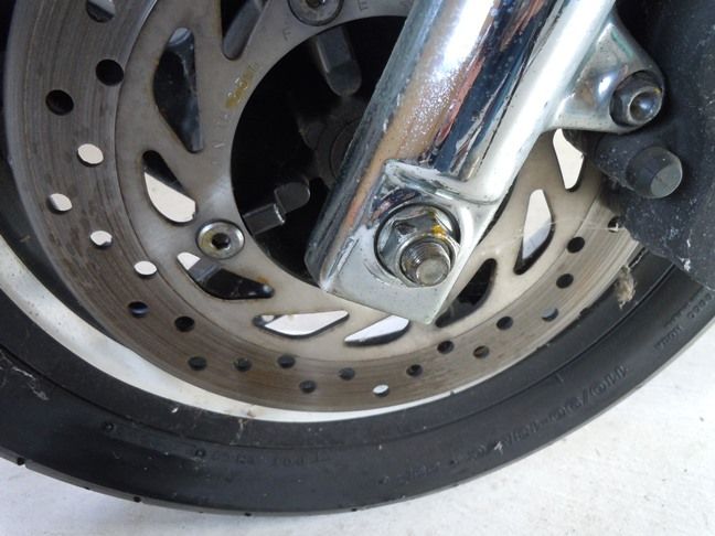 ホンダ フォルツァ修理 タイヤ交換 その1 ヒョウタンツギのブログ ホンダ フォルツァ修理 タイヤ交換 その1 ヒョウタンツギのブログ