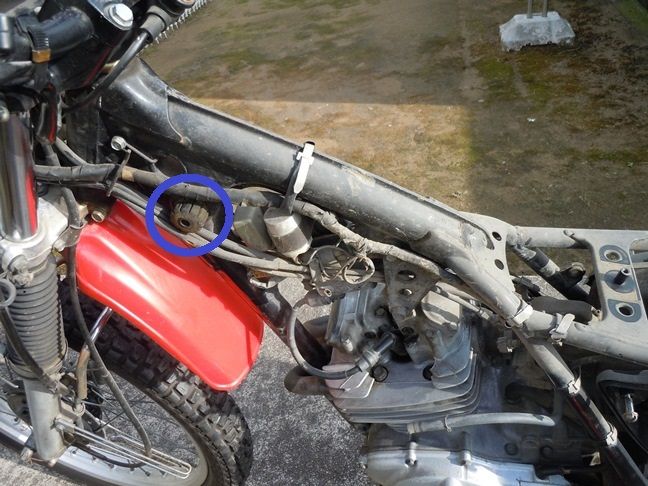 ホンダ”XL250S” 整備 … 燃料タンク錆取り開始!(;_ ホンダ”XL250S” 整備 … 燃料タンク錆取り開始!(;_