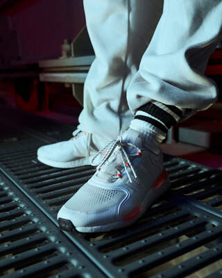 adidas Originals(アディダス オリジナルス)