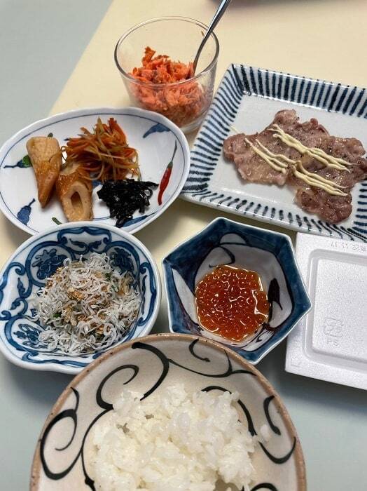 【理想的】渡辺徹、妻・榊原郁恵が“旅館の朝ごはん”と自画自賛していた朝食「とっても豪華」