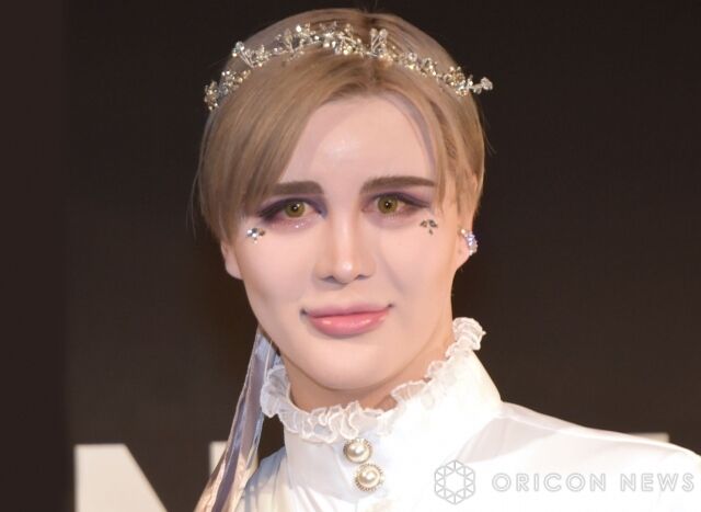 マットの自宅がヤバすぎる！コスメだけじゃなく美容器具まで専用部屋に完備してしまう