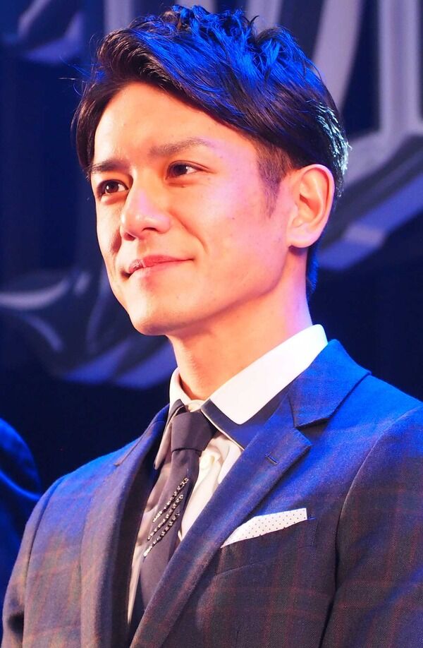 【反響】なんだその胸熱展開……！　滝沢秀明、インスタの“初フォロー相手”にファン「朝から泣きそう!!」