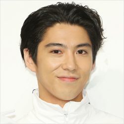 【仲良しエピソード激アツ】賀来賢人、「唯一の親友」はあの同級生俳優！　　　　