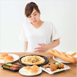 【美容】原因はこれ⁈肌トラブルを招く食事習慣３つ