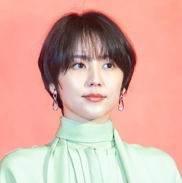 【エルピス】長澤まさみ、スタイル抜群な100点満点おちゃめショットに「本当に美しい」「スタイル良すぎ！」の声